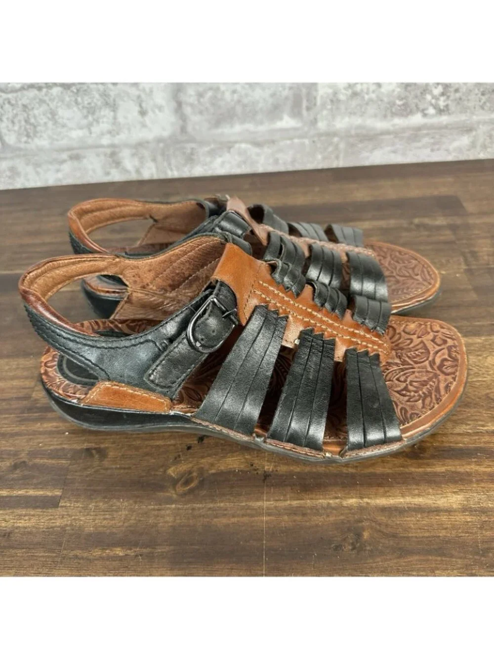 Ariat Leather Woven Convertible Open Toe Sandals Women's Size  7 ? READ 4880